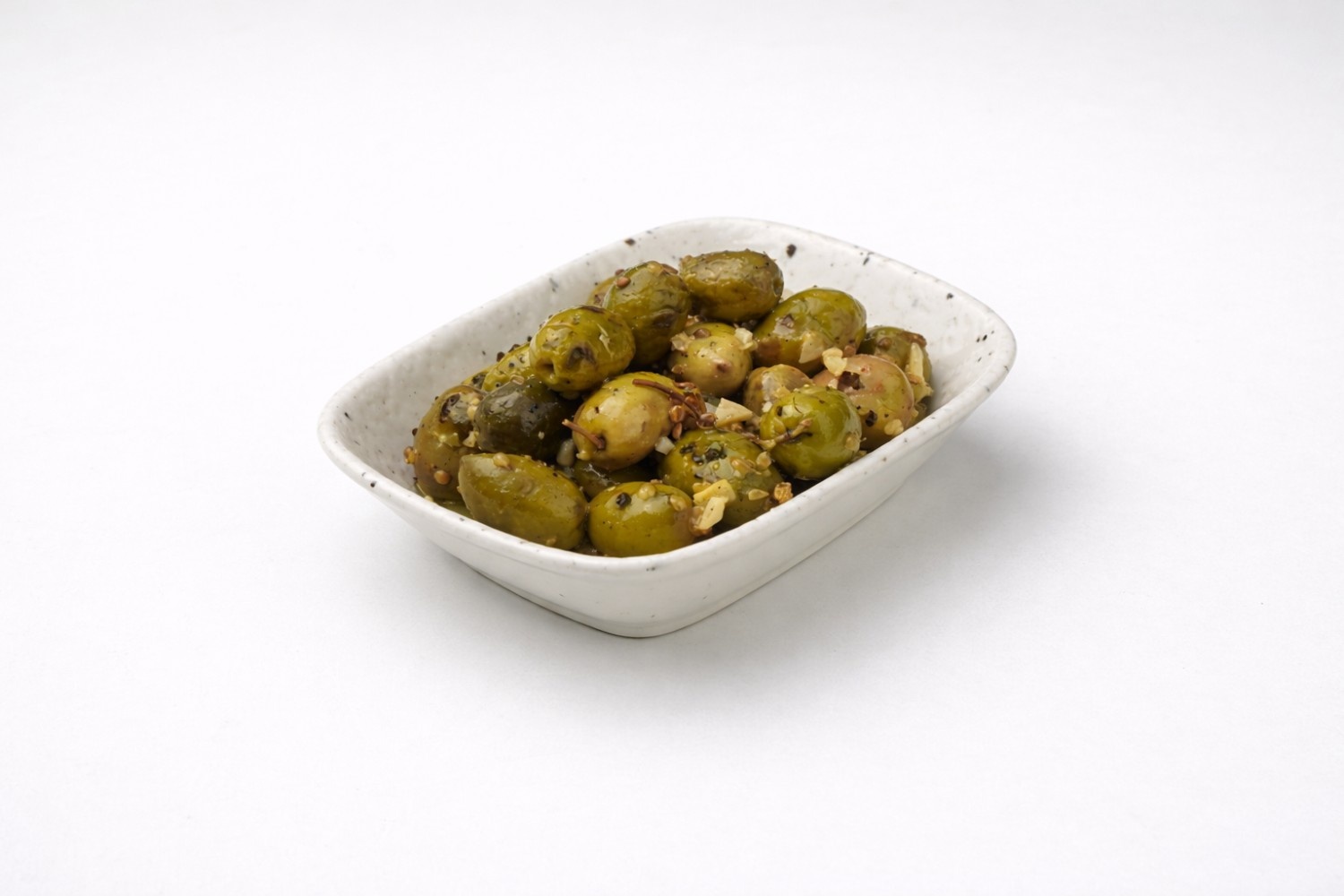 Зелёные или чёрные оливки