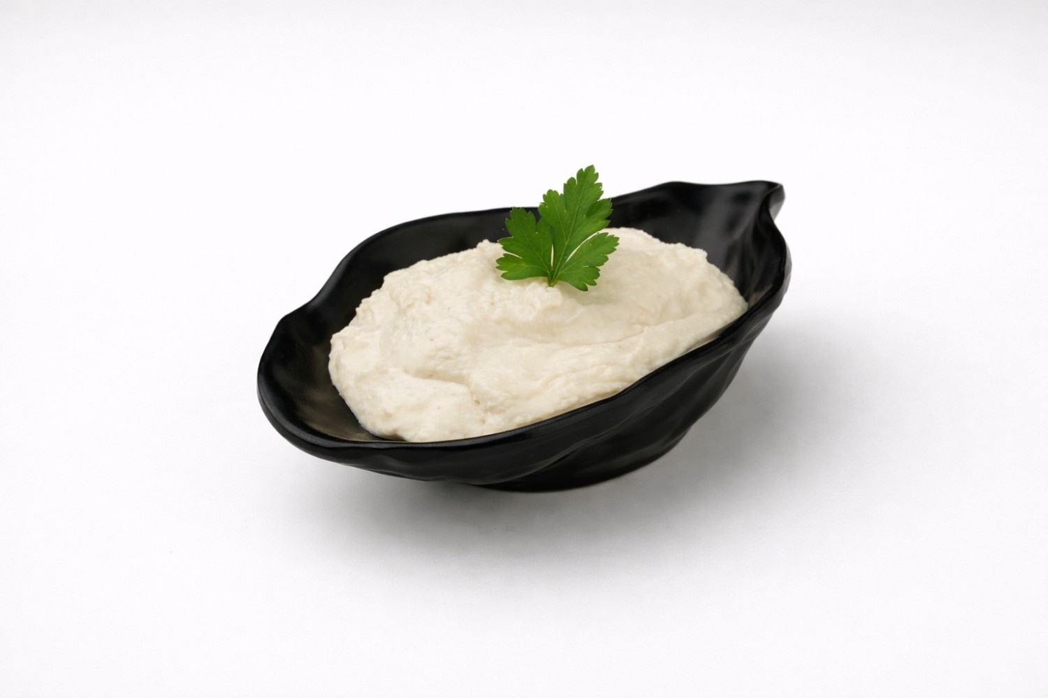 Белый тарамас